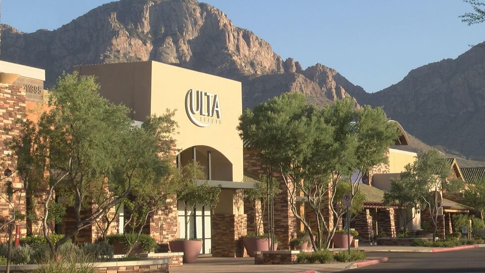Oro Valley Marketplace loses Dick's Sporting Goods (Source: Tucson News Now)