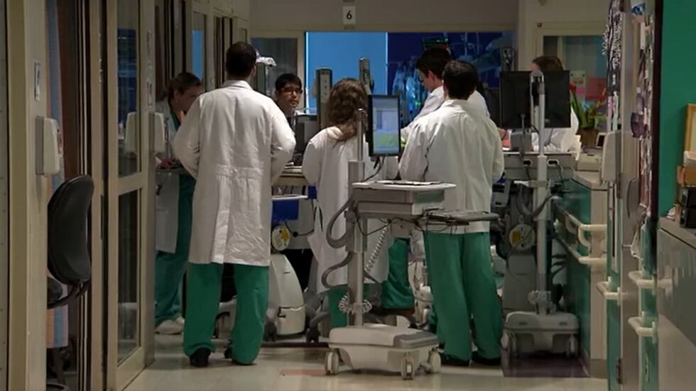 Denied emergency health care? You can now submit complaints to the government - Vimarsana News