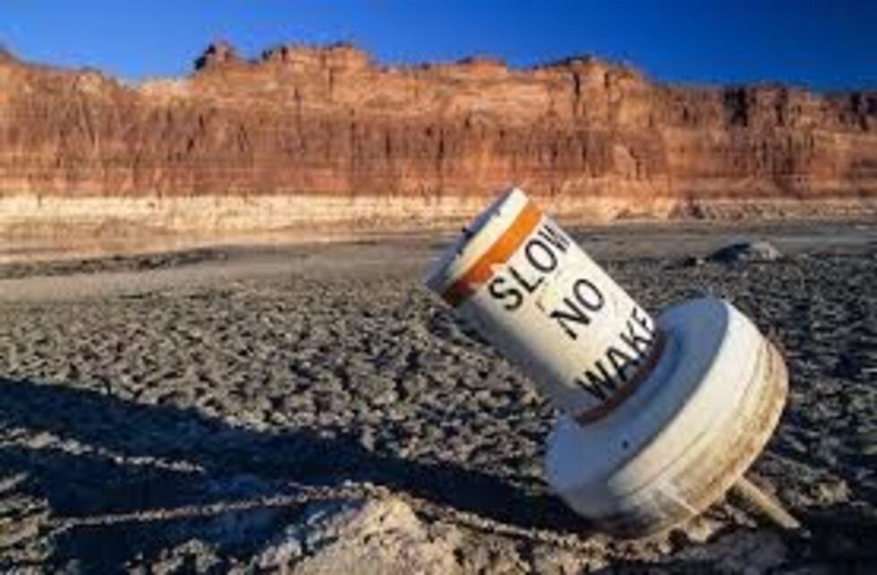 Source: https://www.hcn.org/wotr/a-world-beneath-lake-powell-is-being-resurrected/view